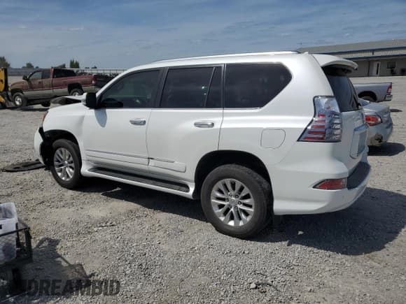 ✅ 2014 Lexus GX 460 • VIN: JTJBM7FXXE5080313 • Lot: 70136435. Listed on Copart with 256,891 mi. Free auction sales archive from the USA and detailed vehicle history report at DreamBid. Image 2.