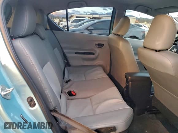 ✅ 2012 Toyota Prius Three • VIN: JTDKDTB38C1011963 • Лот: 92752435. Опубликован ранее на Copart с пробегом 154 386 миль. Бесплатный доступ к архиву аукционных продаж из США и подробный отчёт об истории автомобиля на DreamBid. Изображение 10.