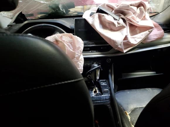 ✅ 2022 Jeep Compass Limited • VIN: 3C4NJDCB0NT180307 • Lot: 58328815. Wystawiony na Copart z przebiegiem Nie podano. Bezpłatny archiwum sprzedaży aukcyjnych z USA i szczegółowy raport historii pojazdu na DreamBid. Zdjęcie 8.