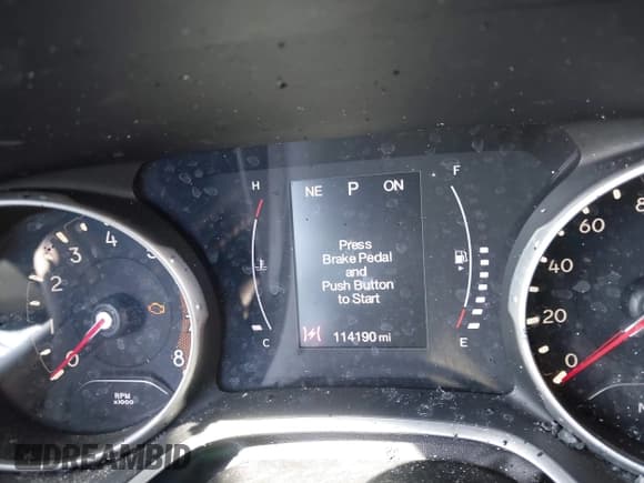 ✅ 2019 Jeep Compass Latitude • VIN: 3C4NJCBB9KT743488 • Lot: 42482099. Listed on IAAI with 114,190 mi. Free auction sales archive from the USA and detailed vehicle history report at DreamBid. Image 7.