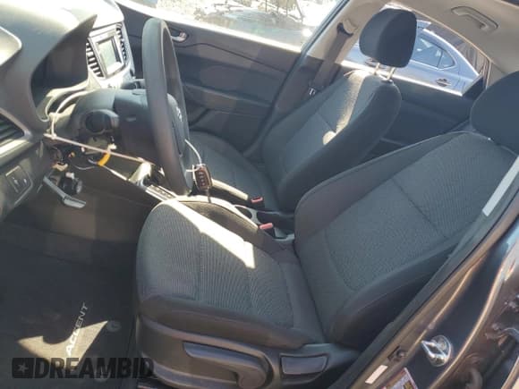 ✅ 2020 Hyundai Accent SE • VIN: 3KPC24A61LE093379 • Лот: 49417975. Опубликован ранее на Copart с пробегом 5 541 миль. Бесплатный доступ к архиву аукционных продаж из США и подробный отчёт об истории автомобиля на DreamBid. Изображение 7.