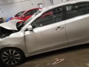 ✅ 2018 Nissan Altima S • VIN: 1N4AL3AP1JC208676 • Лот: 92545035. Опубликован ранее на Copart с пробегом Не указан. Бесплатный доступ к архиву аукционных продаж из США и подробный отчёт об истории автомобиля на DreamBid. Изображение 14.
