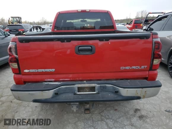 ✅ 2004 Chevrolet Silverado 1500 Z71 • VIN: 2GCEK19T541298090 • Лот: 82330834. Опубликован ранее на Copart с пробегом 142 746 миль. Бесплатный доступ к архиву аукционных продаж из США и подробный отчёт об истории автомобиля на DreamBid. Изображение 6.