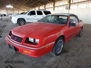 ✅ 1990 Chrysler LeBaron • VIN: 1C3XJ45J9LG405682 • Lot: 48690985. Wystawiony na Copart z przebiegiem 75 714 mil. Bezpłatny archiwum sprzedaży aukcyjnych z USA i szczegółowy raport historii pojazdu na DreamBid. Zdjęcie 1.