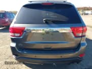 ✅ 2012 Jeep Grand Cherokee Laredo • VIN: 1C4RJFAG4CC174658 • Lot: 43522191. Wystawiony na IAAI z przebiegiem 180 037 mil. Bezpłatny archiwum sprzedaży aukcyjnych z USA i szczegółowy raport historii pojazdu na DreamBid. Zdjęcie 13.
