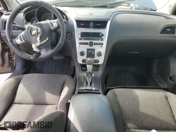 ✅ 2012 Chevrolet Malibu 1LT • VIN: 1G1ZC5E05CF225786 • Lot: 82689925. Listed on Copart with 124,176 mi. Free auction sales archive from the USA and detailed vehicle history report at DreamBid. Image 8.