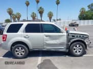 ✅ 2008 Ford Escape Limited • VIN: 1FMCU04128KB13867 • Lot: 42499448. Wystawiony na IAAI z przebiegiem 224 566 mil. Bezpłatny archiwum sprzedaży aukcyjnych z USA i szczegółowy raport historii pojazdu na DreamBid. Zdjęcie 14.