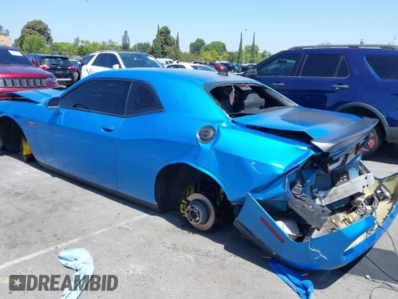 ✅ 2016 Dodge Challenger R/T Plus • VIN: 2C3CDZBT1GH264674 • Lot: 42540971. Wystawiony na IAAI z przebiegiem 111 471 mil. Bezpłatny archiwum sprzedaży aukcyjnych z USA i szczegółowy raport historii pojazdu na DreamBid. Zdjęcie 3.