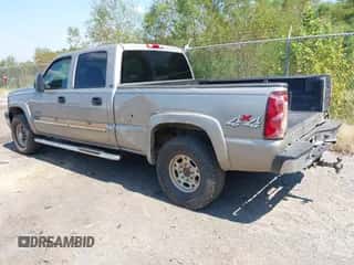 2003 Chevrolet Silverado 1500HD LS с VIN 1GCGK13U13F120419, выставлен на аукционе IAAI как лот 43250986 с пробегом 201 013 миль миль и . История ставок и продаж доступна на DreamBid. Изображение 3.