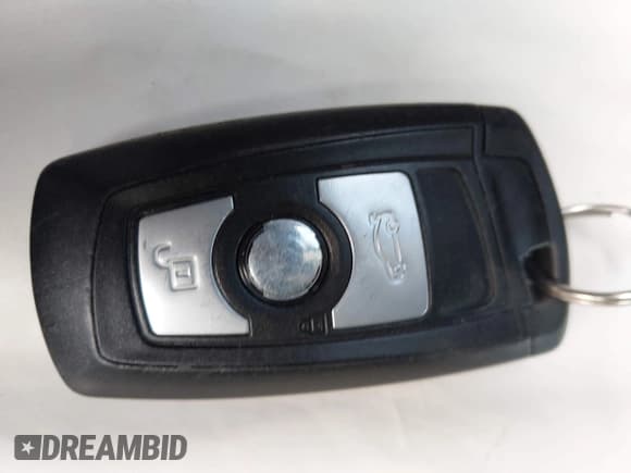 ✅ 2015 BMW 3 Series 320i • VIN: WBA3B1G50FNT06932 • Лот: 43301260. Опубликован ранее на IAAI с пробегом 101 305 миль. Бесплатный доступ к архиву аукционных продаж из США и подробный отчёт об истории автомобиля на DreamBid. Изображение 11.