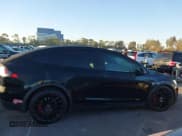 ✅ 2018 Tesla Model X 75D • VIN: 5YJXCBE20JF105099 • Лот: 43475546. Опубликован ранее на IAAI с пробегом 107 257 миль. Бесплатный доступ к архиву аукционных продаж из США и подробный отчёт об истории автомобиля на DreamBid. Изображение 13.