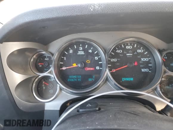 ✅ 2011 Chevrolet Silverado 1500 LT • VIN: 1GCRCSE05BZ136562 • Lot: 76791324. Listed on Copart with 280,674 mi. Free auction sales archive from the USA and detailed vehicle history report at DreamBid. Image 9.