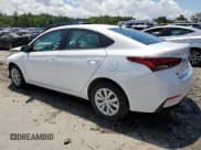 ✅ 2022 Hyundai Accent SE • VIN: 3KPC24A60NE169192 • Лот: 57566483. Опубликован ранее на Copart с пробегом 24 599 миль. Бесплатный доступ к архиву аукционных продаж из США и подробный отчёт об истории автомобиля на DreamBid. Изображение 2.