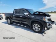 ✅ 2021 GMC Sierra 1500 Denali • VIN: 3GTP8FED4MG112436 • Lot: 81954835. Wystawiony na Copart z przebiegiem 93 009 mil. Bezpłatny archiwum sprzedaży aukcyjnych z USA i szczegółowy raport historii pojazdu na DreamBid. Zdjęcie 4.