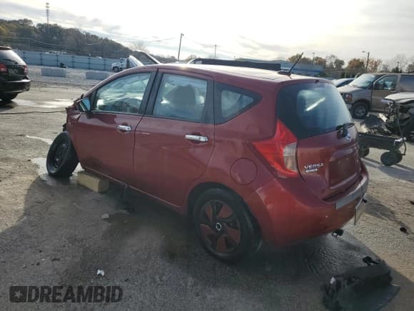 ✅ 2016 Nissan Note SV • VIN: 3N1CE2CP1GL351020 • Lot: 90498935. Wystawiony na Copart z przebiegiem 140 738 mil. Bezpłatny archiwum sprzedaży aukcyjnych z USA i szczegółowy raport historii pojazdu na DreamBid. Zdjęcie 2.