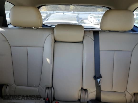 ✅ 2012 Hyundai Santa Fe Limited • VIN: 5XYZKDAG4CG118250 • Lot: 77872484. Listed on Copart with 165,557 mi. Free auction sales archive from the USA and detailed vehicle history report at DreamBid. Image 10.