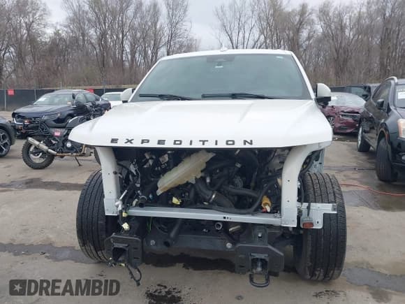 ✅ 2023 Ford Expedition Limited • VIN: 1FMJU2A8XPEA34223 • Lot: 41815116. Listed on IAAI with 25,427 mi. Free auction sales archive from the USA and detailed vehicle history report at DreamBid. Image 6.