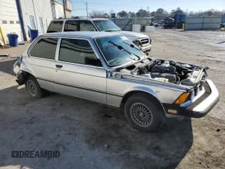 ✅ 1982 BMW 3 Series • VIN: WBAAG3307C8378560 • Лот: 42520375. Опубликован ранее на Copart с пробегом 83 004 миль. Бесплатный доступ к архиву аукционных продаж из США и подробный отчёт об истории автомобиля на DreamBid. Изображение 4.