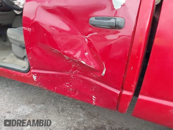 ✅ 2004 Dodge 2500 ST • VIN: 3D7KA28D14G205455 • Lot: 42435374. Wystawiony na IAAI z przebiegiem 220 115 mil. Bezpłatny archiwum sprzedaży aukcyjnych z USA i szczegółowy raport historii pojazdu na DreamBid. Zdjęcie 6.