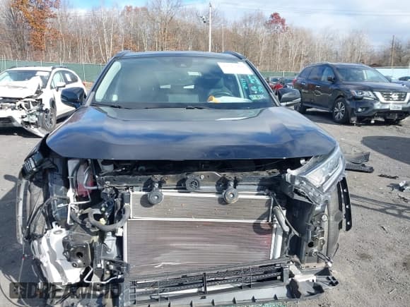 ✅ 2021 Toyota RAV4 Hybrid XLE • VIN: 4T3RWRFV4MU024834 • Лот: 43717901. Опубликован ранее на IAAI с пробегом 35 456 миль. Бесплатный доступ к архиву аукционных продаж из США и подробный отчёт об истории автомобиля на DreamBid. Изображение 12.