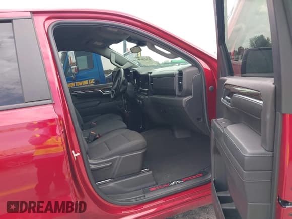 ✅ 2023 Chevrolet Silverado 1500 • VIN: 1GCPADE80PZ299495 • Лот: 42619658. Опубликован ранее на IAAI с пробегом 53 339 миль. Бесплатный доступ к архиву аукционных продаж из США и подробный отчёт об истории автомобиля на DreamBid. Изображение 5.