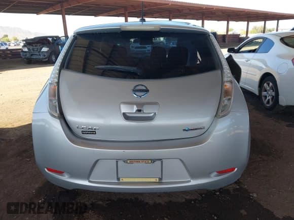 ✅ 2015 Nissan LEAF S • VIN: 1N4AZ0CP8FC313619 • Lot: 42139534. Listed on IAAI with 57,996 mi. Free auction sales archive from the USA and detailed vehicle history report at DreamBid. Image 16.