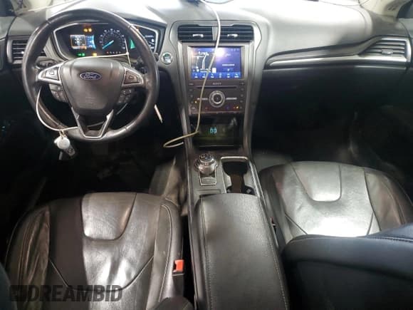 ✅ 2020 Ford Fusion Titanium • VIN: 3FA6P0D90LR152868 • Лот: 82455145. Опубликован ранее на Copart с пробегом 102 294 миль. Бесплатный доступ к архиву аукционных продаж из США и подробный отчёт об истории автомобиля на DreamBid. Изображение 8.