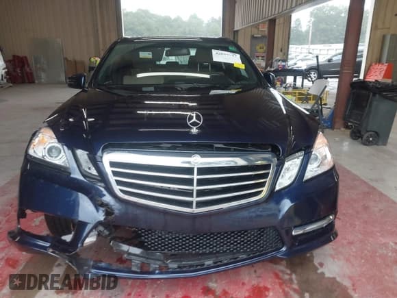 ✅ 2013 Mercedes-Benz E 350 Luxury • VIN: WDDHF5KB9DA692276 • Lot: 42892845. Wystawiony na IAAI z przebiegiem 53 966 mil. Bezpłatny archiwum sprzedaży aukcyjnych z USA i szczegółowy raport historii pojazdu na DreamBid. Zdjęcie 12.