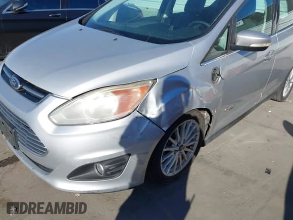 ✅ 2014 Ford C-Max SEL • VIN: 1FADP5CU5EL512308 • Lot: 43486655. Listed on IAAI with Not provided. Free auction sales archive from the USA and detailed vehicle history report at DreamBid. Image 6.