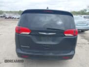 ✅ 2018 Chrysler Pacifica Touring • VIN: 2C4RC1DG8JR186244 • Lot: 42149065. Wystawiony na IAAI z przebiegiem 112 861 mil. Bezpłatny archiwum sprzedaży aukcyjnych z USA i szczegółowy raport historii pojazdu na DreamBid. Zdjęcie 16.