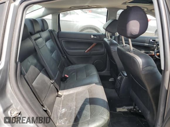 ✅ 2003 Volkswagen Passat GLS • VIN: WVWPH63B83P389277 • Lot: 66245594. Wystawiony na Copart z przebiegiem 108 579 mil. Bezpłatny archiwum sprzedaży aukcyjnych z USA i szczegółowy raport historii pojazdu na DreamBid. Zdjęcie 10.