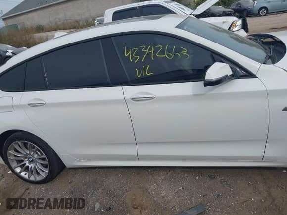 ✅ 2016 BMW 5 Series 535i Gran Turismo xDrive • VIN: WBA5M4C51GD186866 • Lot: 43342663. Listed on IAAI with 173,253 mi. Free auction sales archive from the USA and detailed vehicle history report at DreamBid. Image 13.