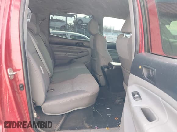 ✅ 2012 Toyota Tacoma • VIN: 5TFLU4ENXCX045309 • Лот: 41317178. Опубликован ранее на IAAI с пробегом 177 258 миль. Бесплатный доступ к архиву аукционных продаж из США и подробный отчёт об истории автомобиля на DreamBid. Изображение 8.