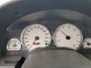 ✅ 2006 Saturn VUE • VIN: 5GZCZ534X6S891151 • Lot: 62385755. Wystawiony na Copart z przebiegiem 196 046 mil. Bezpłatny archiwum sprzedaży aukcyjnych z USA i szczegółowy raport historii pojazdu na DreamBid. Zdjęcie 9.