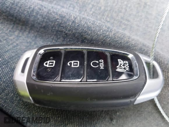 ✅ 2023 Hyundai Venue SEL • VIN: KMHRC8A35PU220898 • Lot: 40873887. Listed on IAAI with 24,994 mi. Free auction sales archive from the USA and detailed vehicle history report at DreamBid. Image 11.