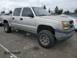 ✅ 2005 Chevrolet Silverado 1500 LS • VIN: 2GCEC13T651192075 • Лот: 76773054. Опубликован ранее на Copart с пробегом 334 413 миль. Бесплатный доступ к архиву аукционных продаж из США и подробный отчёт об истории автомобиля на DreamBid. Изображение 4.