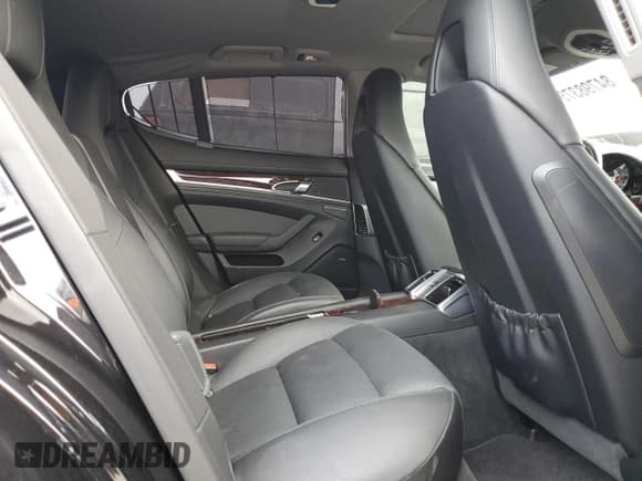 ✅ 2010 Porsche Panamera S • VIN: WP0AB2A74AL061714 • Лот: 84798375. Опубликован ранее на Copart с пробегом 91 964 миль. Бесплатный доступ к архиву аукционных продаж из США и подробный отчёт об истории автомобиля на DreamBid. Изображение 11.