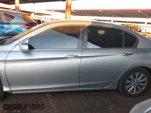 ✅ 2014 Honda Accord EX-L • VIN: 1HGCR2F8XEA019668 • Lot: 43641886. Listed on IAAI with 212,416 mi. Free auction sales archive from the USA and detailed vehicle history report at DreamBid. Image 14.