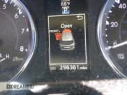 ✅ 2015 Toyota Highlander XLE • VIN: 5TDKKRFH9FS097144 • Лот: 43702148. Опубликован ранее на IAAI с пробегом 296 361 миль. Бесплатный доступ к архиву аукционных продаж из США и подробный отчёт об истории автомобиля на DreamBid. Изображение 16.