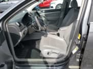 ✅ 2007 Volkswagen Jetta Wolfsburg Edition • VIN: 3VWEF81K37M085293 • Лот: 70127865. Опубликован ранее на Copart с пробегом 173 473 миль. Бесплатный доступ к архиву аукционных продаж из США и подробный отчёт об истории автомобиля на DreamBid. Изображение 7.