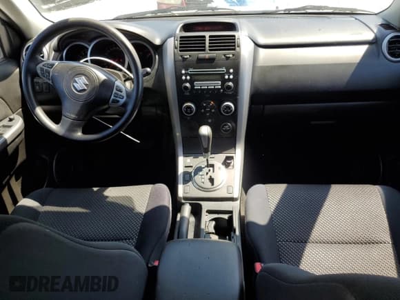 ✅ 2006 Suzuki Grand Vitara XSport • VIN: JS3TE944164101423 • Lot: 54929905. Wystawiony na Copart z przebiegiem 137 002 mil. Bezpłatny archiwum sprzedaży aukcyjnych z USA i szczegółowy raport historii pojazdu na DreamBid. Zdjęcie 8.