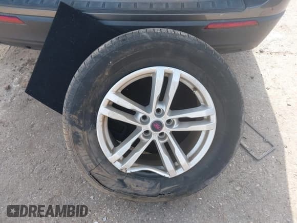 ✅ 2021 Ford Explorer XLT • VIN: 1FMSK7DH6MGB78774 • Lot: 42166613. Wystawiony na IAAI z przebiegiem 53 212 mil. Bezpłatny archiwum sprzedaży aukcyjnych z USA i szczegółowy raport historii pojazdu na DreamBid. Zdjęcie 12.