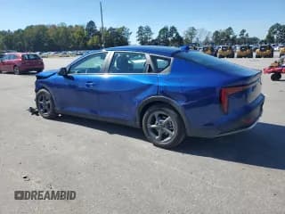 ✅ 2025 Kia K4 LXS • VIN: 3KPFT4DE4SE150671 • Lot: 86652185. Wystawiony na Copart z przebiegiem 3 398 mil. Bezpłatny archiwum sprzedaży aukcyjnych z USA i szczegółowy raport historii pojazdu na DreamBid. Zdjęcie 2.