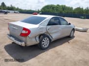 ✅ 2004 Toyota Camry LE • VIN: 4T1BF32K04U588578 • Лот: 42525874. Опубликован ранее на IAAI с пробегом 92 467 миль. Бесплатный доступ к архиву аукционных продаж из США и подробный отчёт об истории автомобиля на DreamBid. Изображение 4.