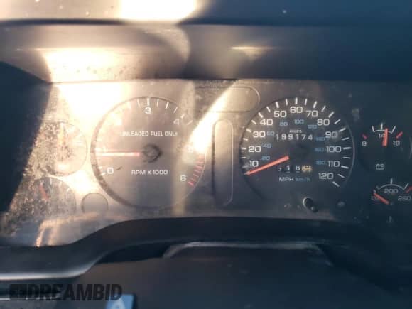 1996 Dodge 1500 с VIN 1B7HF16Y0TS572294, выставлен на аукционе Copart как лот 82602294 с пробегом 199 174 миль миль и Списание • Salvage title. История ставок и продаж доступна на DreamBid. Изображение 9.