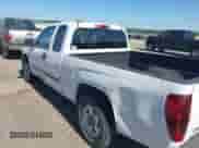 2008 Chevrolet Colorado 1LT z VIN 1GCCS39E988213338, wystawiony jako IAAI lot #42266886 z przebiegiem 33 559 mil mil oraz . Historia ofert i sprzedaży dostępna na DreamBid. Obrazek 6.