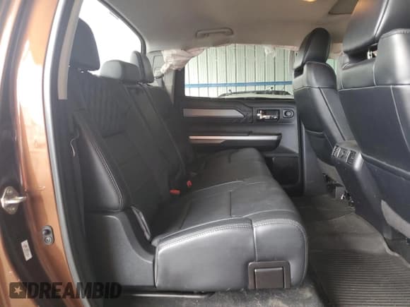 ✅ 2017 Toyota Tundra Platinum • VIN: 5TFAW5F11HX651690 • Lot: 69562075. Listed on Copart with 67,829 mi. Free auction sales archive from the USA and detailed vehicle history report at DreamBid. Image 10.