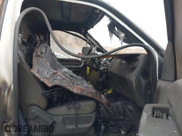 ✅ 2012 Ford F-250 • VIN: 1FTSF2B69CEB08368 • Лот: 41718142. Опубликован ранее на IAAI с пробегом Не указан. Бесплатный доступ к архиву аукционных продаж из США и подробный отчёт об истории автомобиля на DreamBid. Изображение 5.