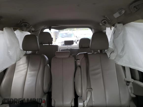 ✅ 2013 Toyota Sienna XLE AAS • VIN: 5TDYK3DC0DS362335 • Lot: 71625885. Wystawiony na Copart z przebiegiem Nie podano. Bezpłatny archiwum sprzedaży aukcyjnych z USA i szczegółowy raport historii pojazdu na DreamBid. Zdjęcie 10.