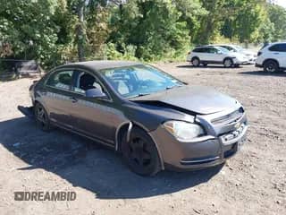 2010 Chevrolet Malibu 1LT с VIN 1G1ZC5EB1AF243295, выставлен на аукционе IAAI как лот 43259044 с пробегом 175 583 миль миль и . История ставок и продаж доступна на DreamBid. Изображение 1.